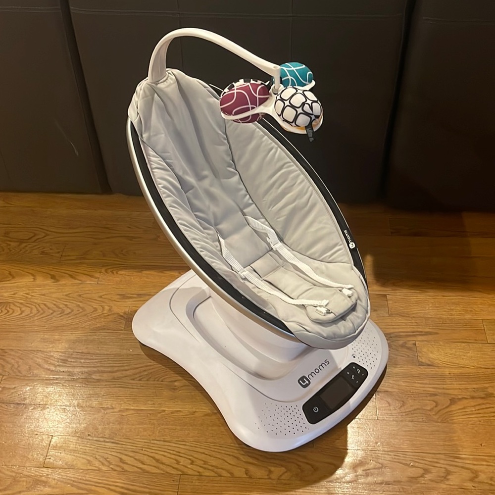4MOMS MAMAROO SWING pick up only